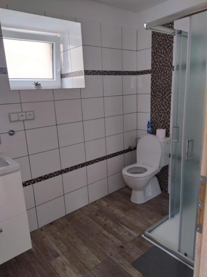 Ubytovani Na Statku Racice Bagian luar foto